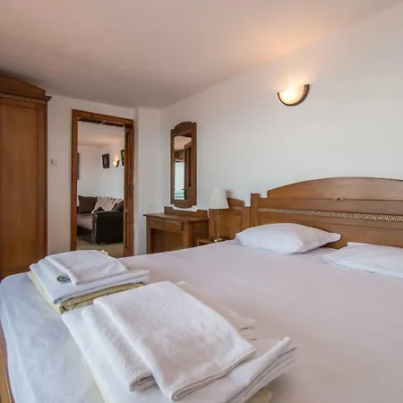 Гостевой дом Doctor's House 3*