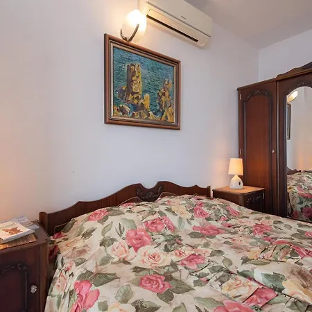 Guest house Doctor's House 3*