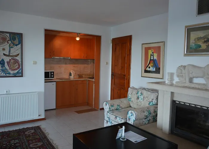Doctor's House 3* Szozopol